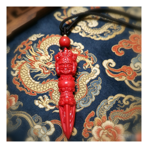 红砂秽迹金刚橛吊坠 Cinnabar Ucchusma Vajra Pestle Pendant
